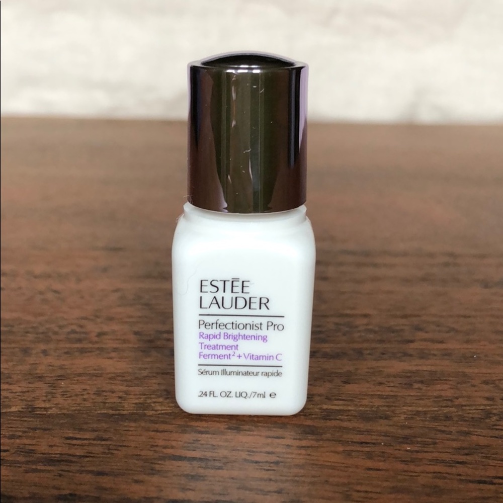 Estée Lauder Perfectionist Pro Brightening + Vit C
